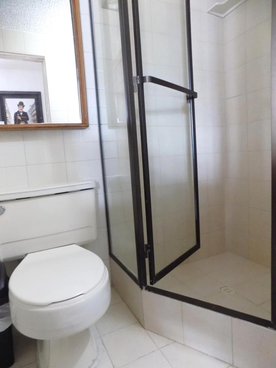 Room And Private Bathroom At Chapinero Alto Богота Экстерьер фото